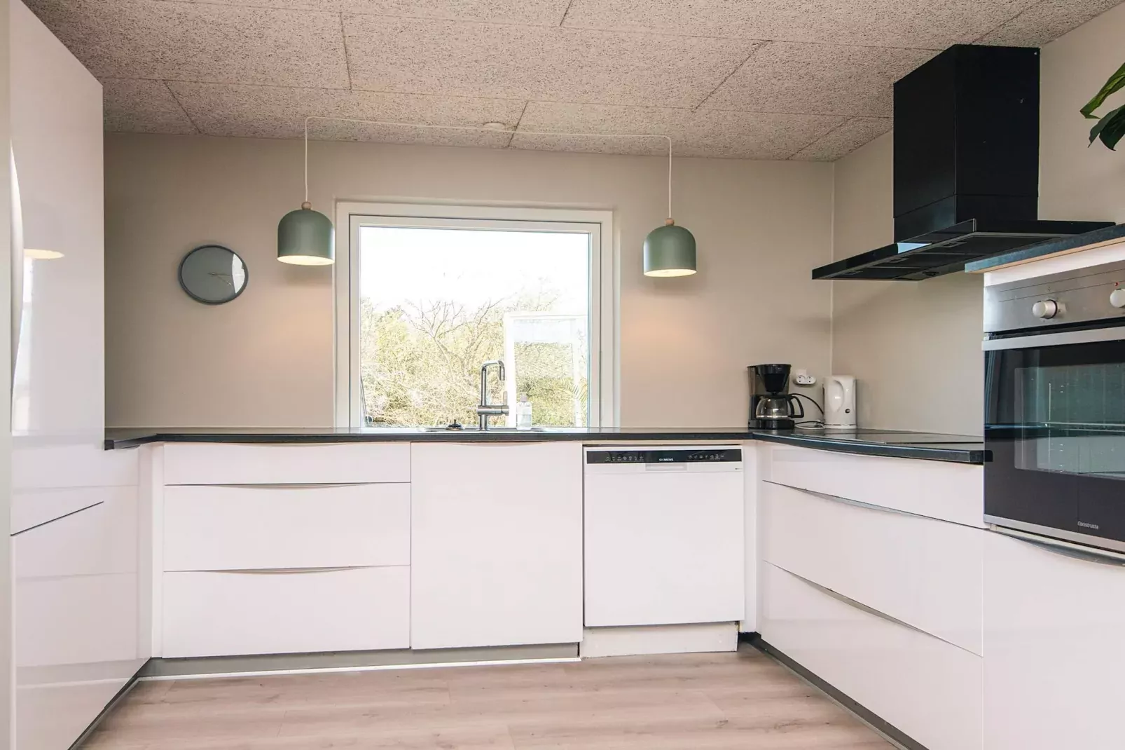 Luxe retraite met zwembad -- By Traum Ferienwohnungen-Binnen