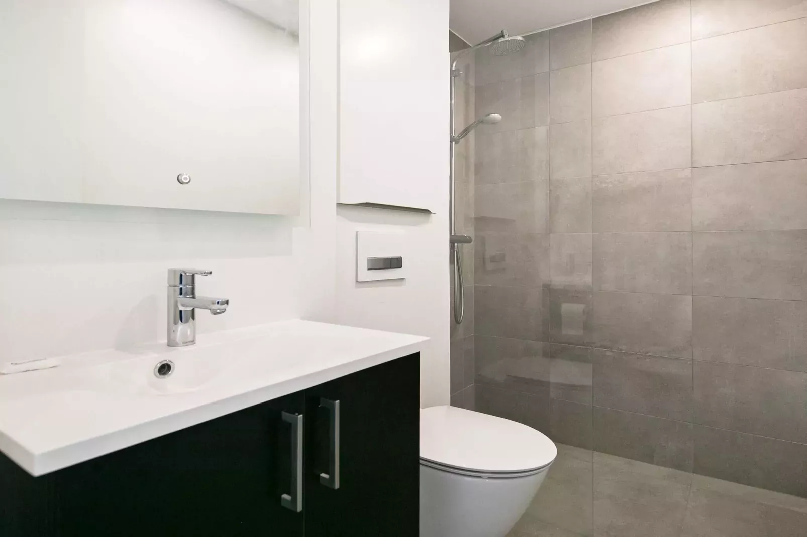 2 room,renovated-Binnen