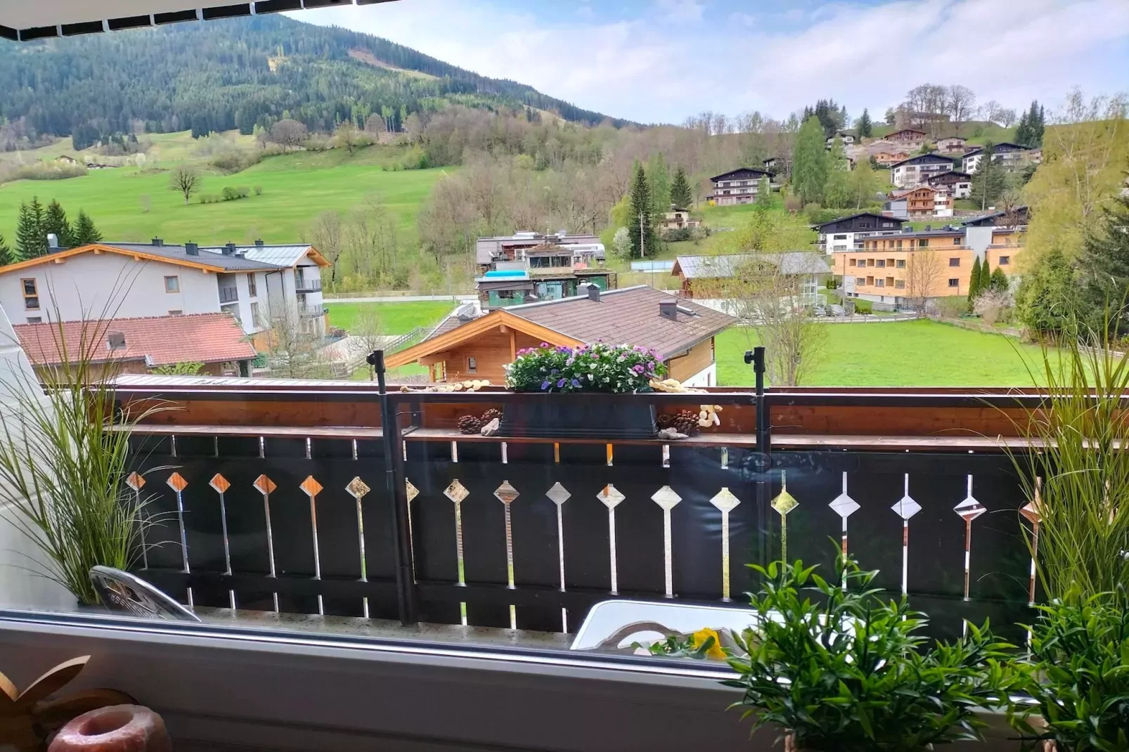 Apartment Urchen-Terrasbalkon