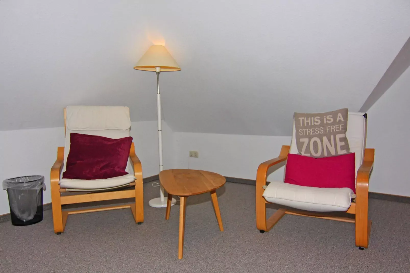4-Raum über 2 Etagen / 105 m² / W 56b DG 4 P-Woonkamer