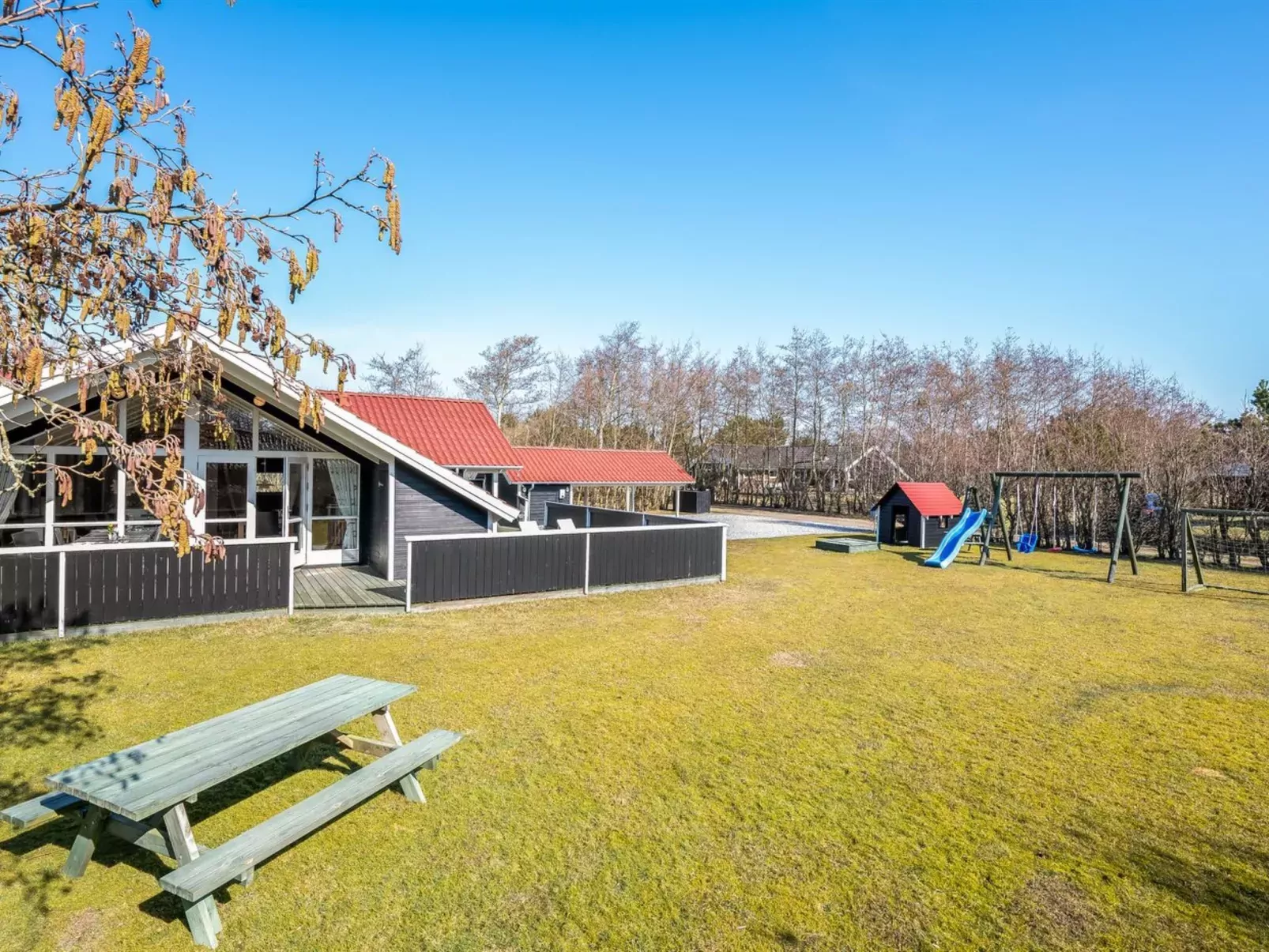 "Germaine" - 1.2km from the sea-Buiten