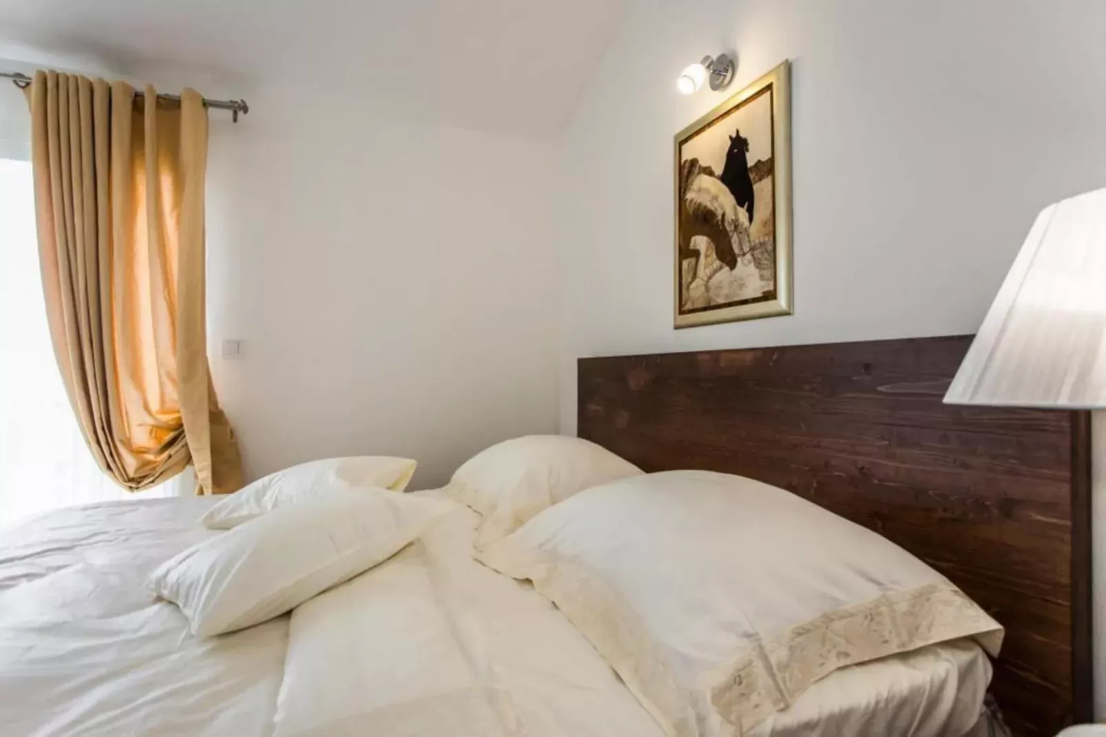 Villa Suzy Lux- Duplex Two Bedroom Villa with Swimming Pool and Sea View-Slaapkamer