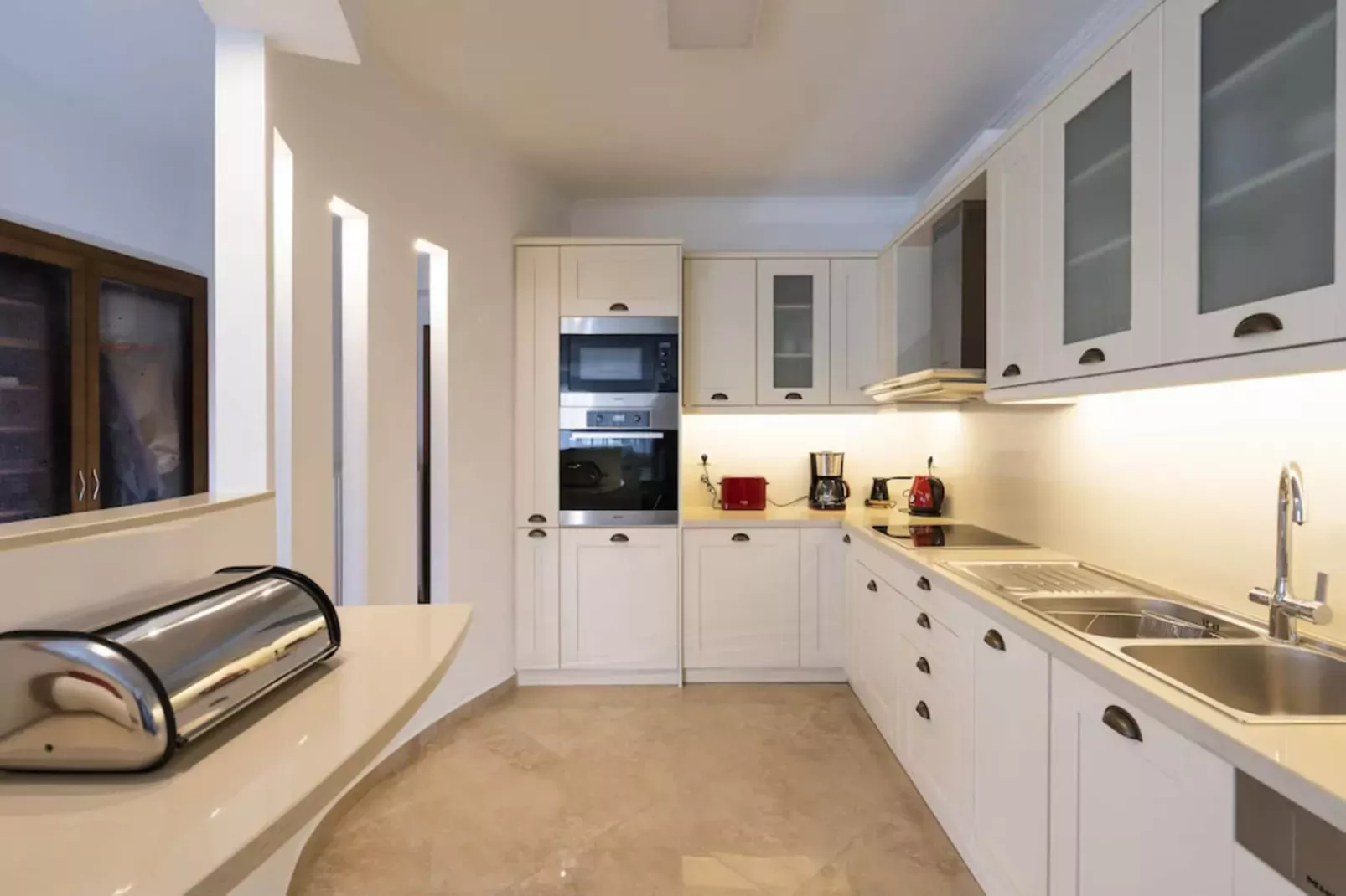Helen Luxury Holiday House With Sea View-Keuken
