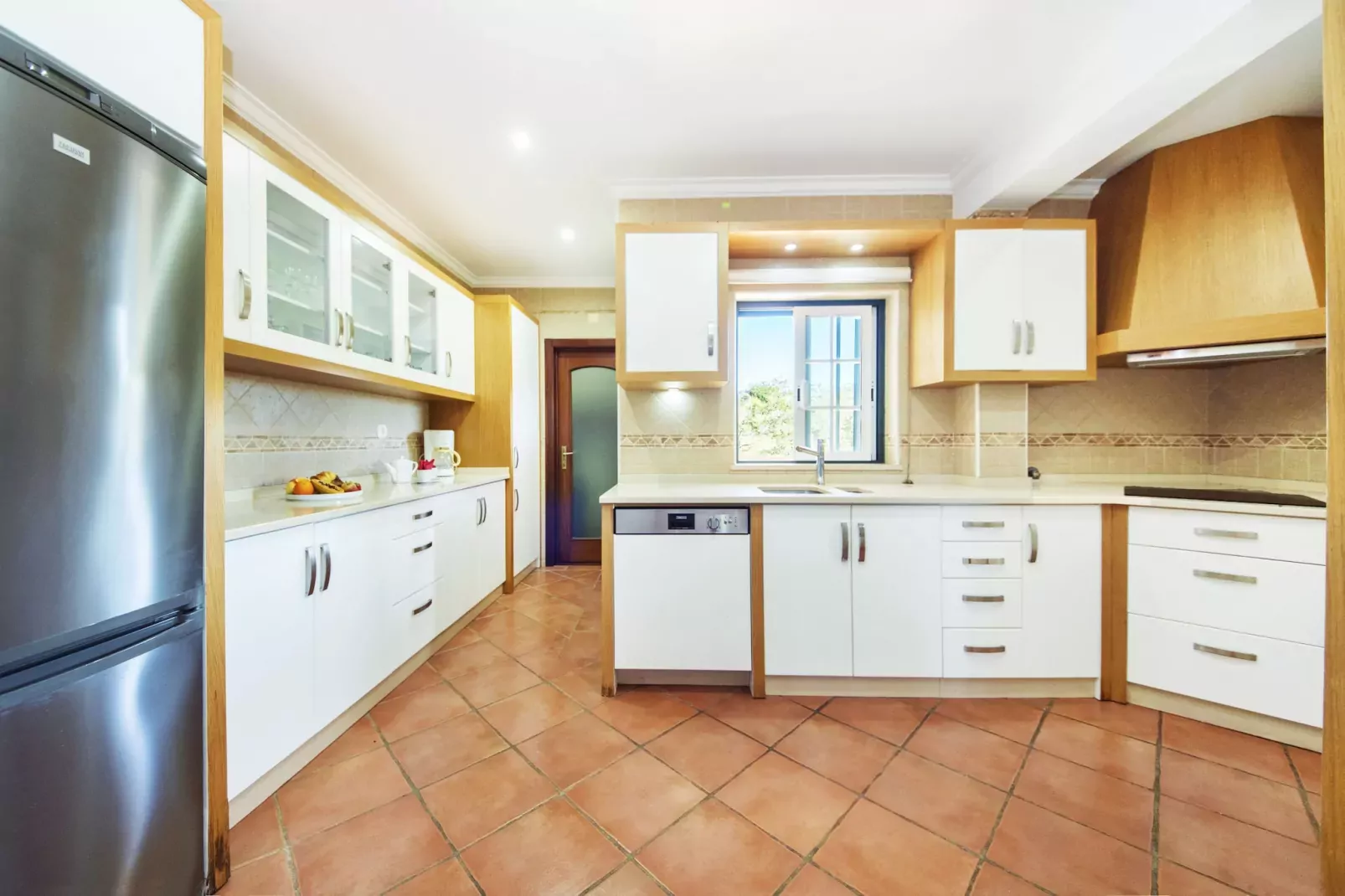 Villa Oliveira-Keuken