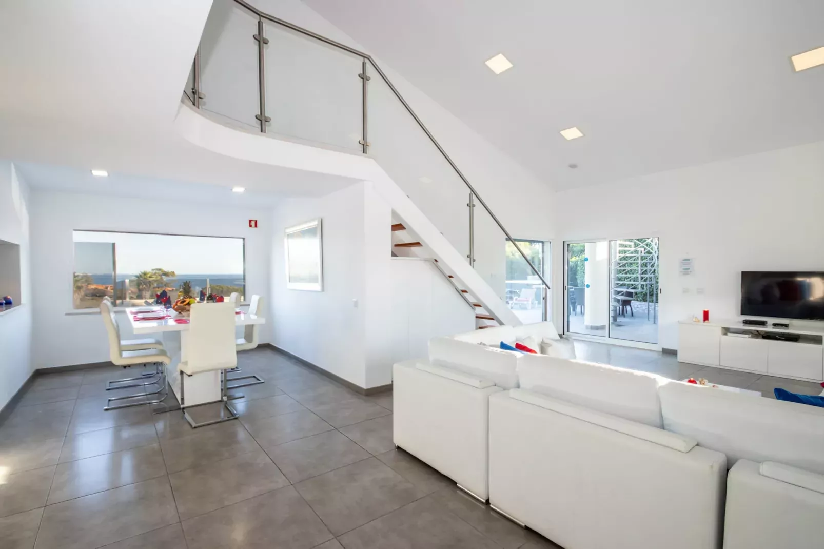 Villa Praia-Woonkamer