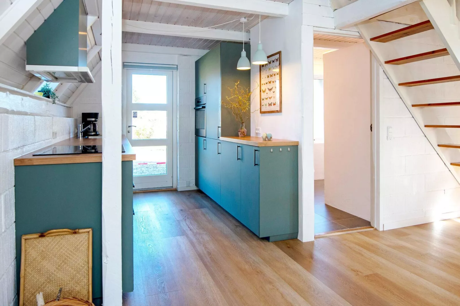 Speciaal vakantiehuis in Glesborg met een terras-Binnen