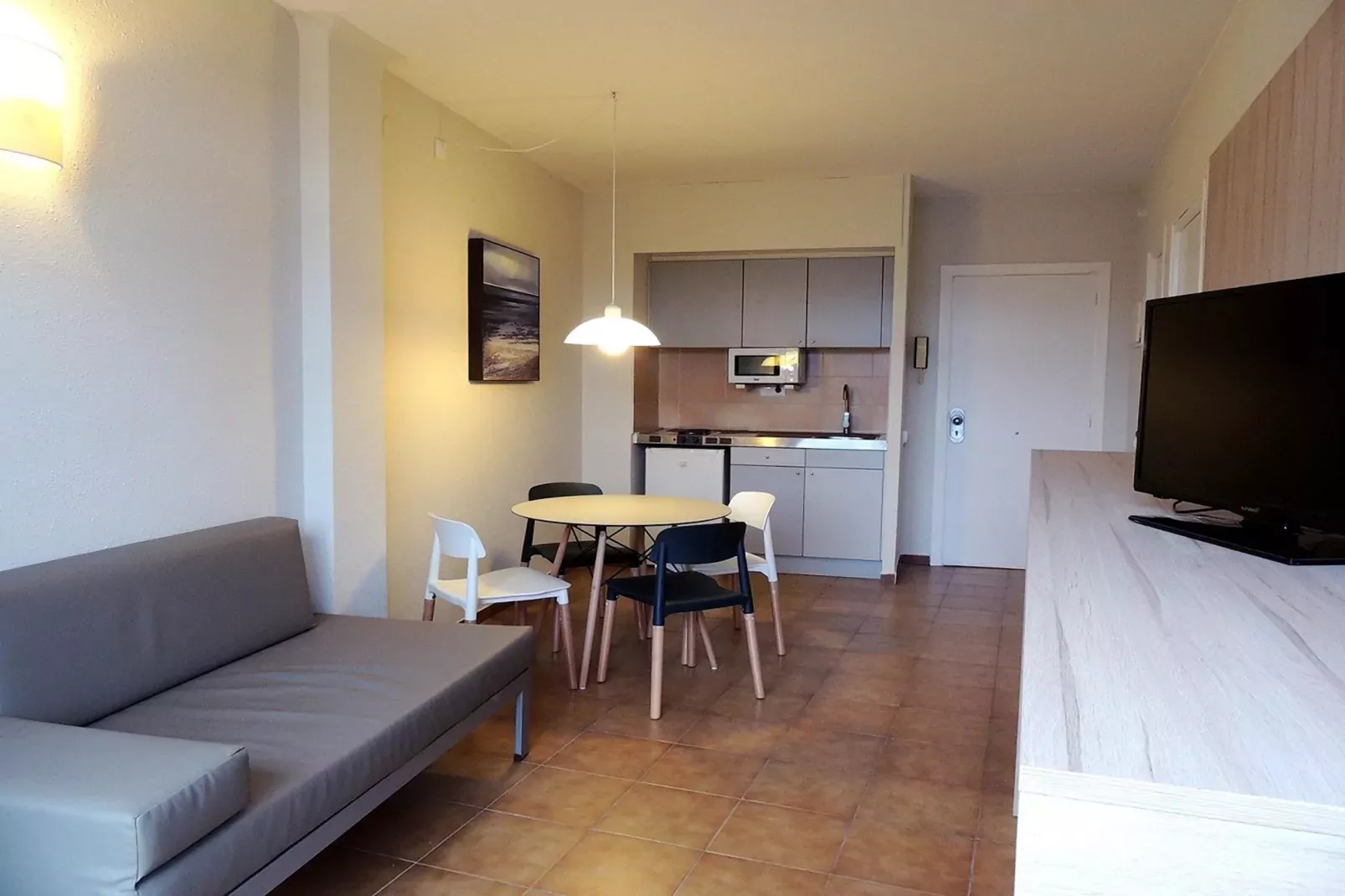 Tossa Apartment-Woonkamer