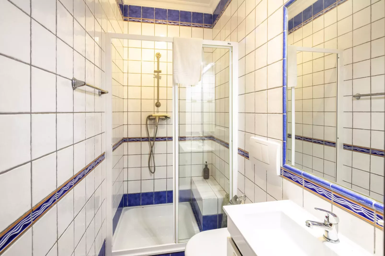 34 Terraços de Benagil (Casa Anabela)-Badkamer