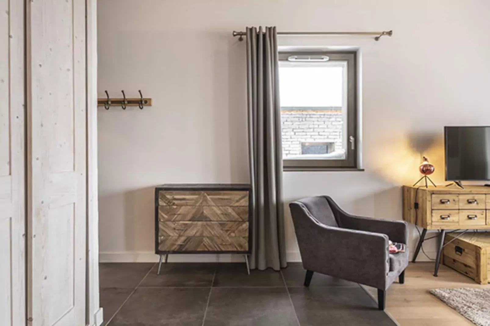 Le Hameau de barthelemy-A48P-Woonkamer