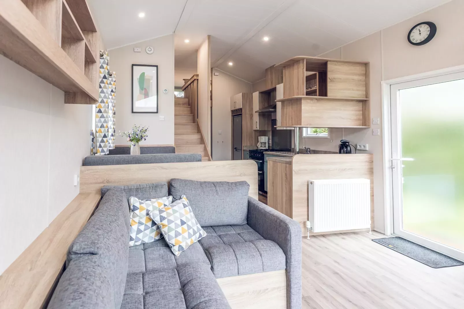 Tinyhouse 'Eekhoorn' | 2 - 4 pers.-Woonkamer