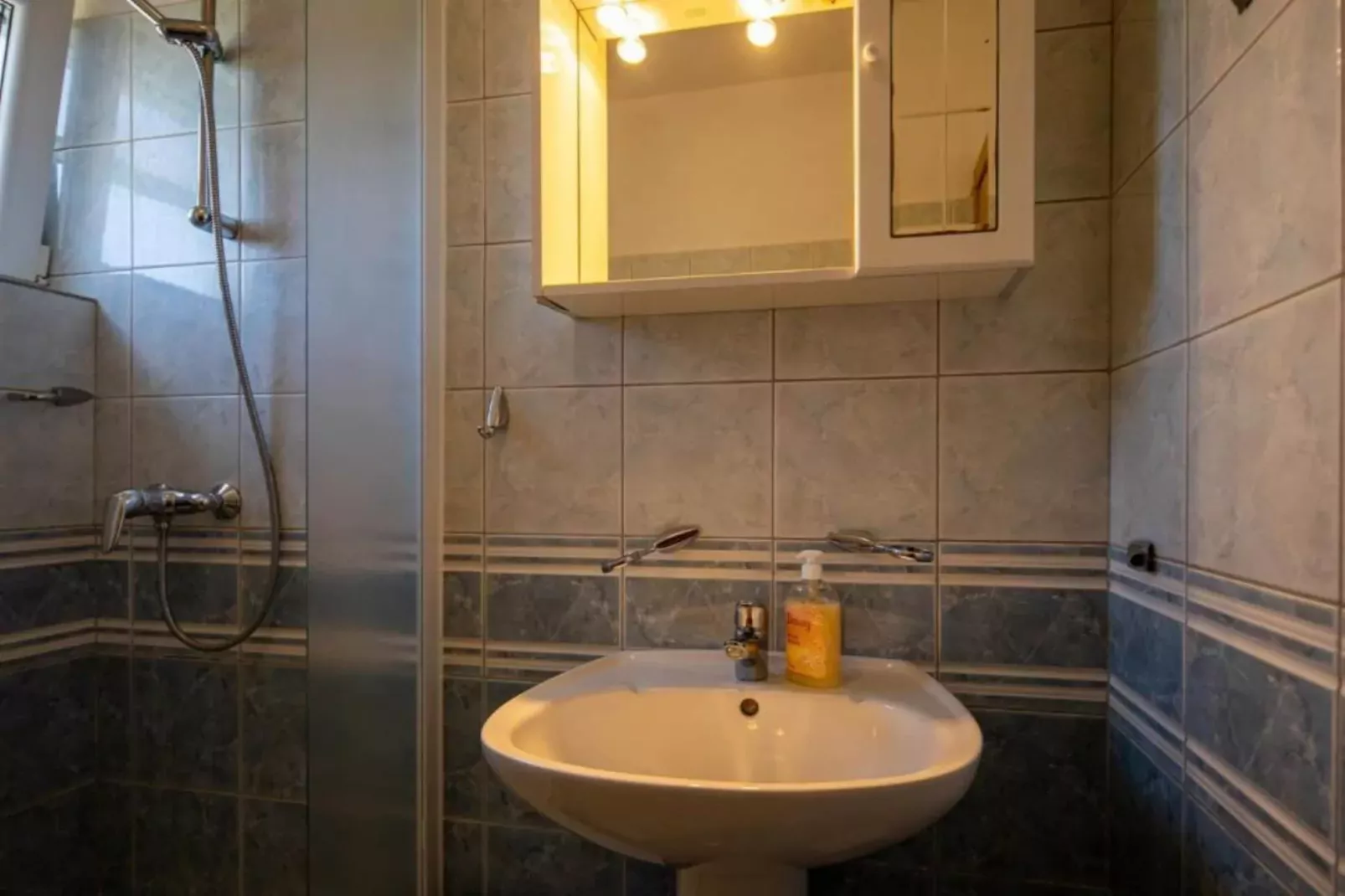 Apartments Torina Pašman - A1-Badkamer