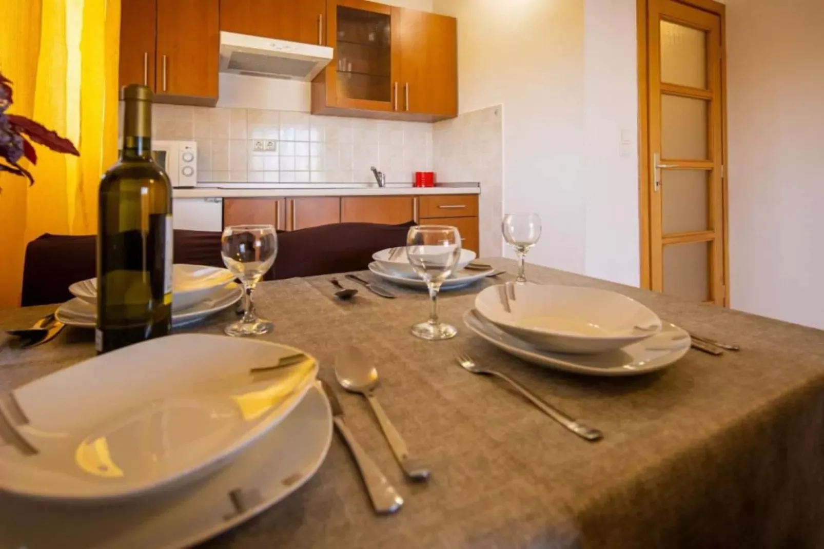 Apartments Torina Pašman - A2-Eetkamer