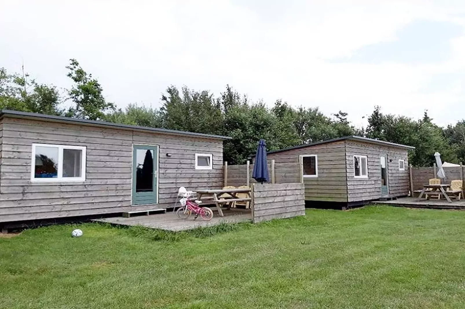 Cosy cabin 2-Buitenkant zomer