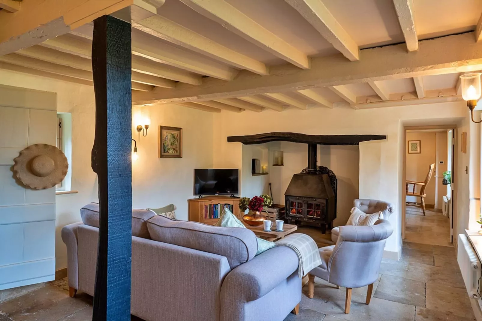The Thatch at Winterborne Houghton-Woonkamer