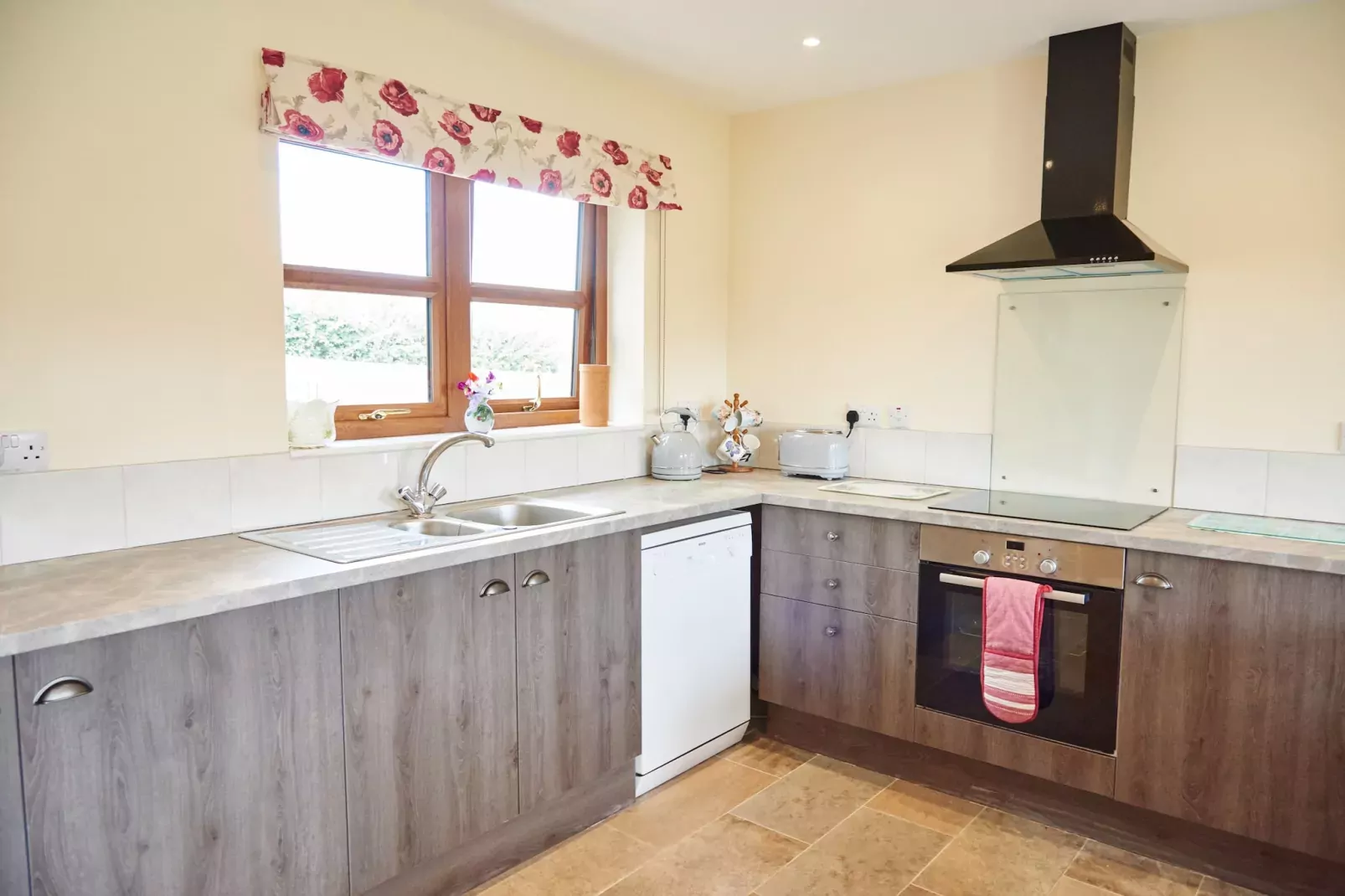 Quail's Nest Cottage-Keuken