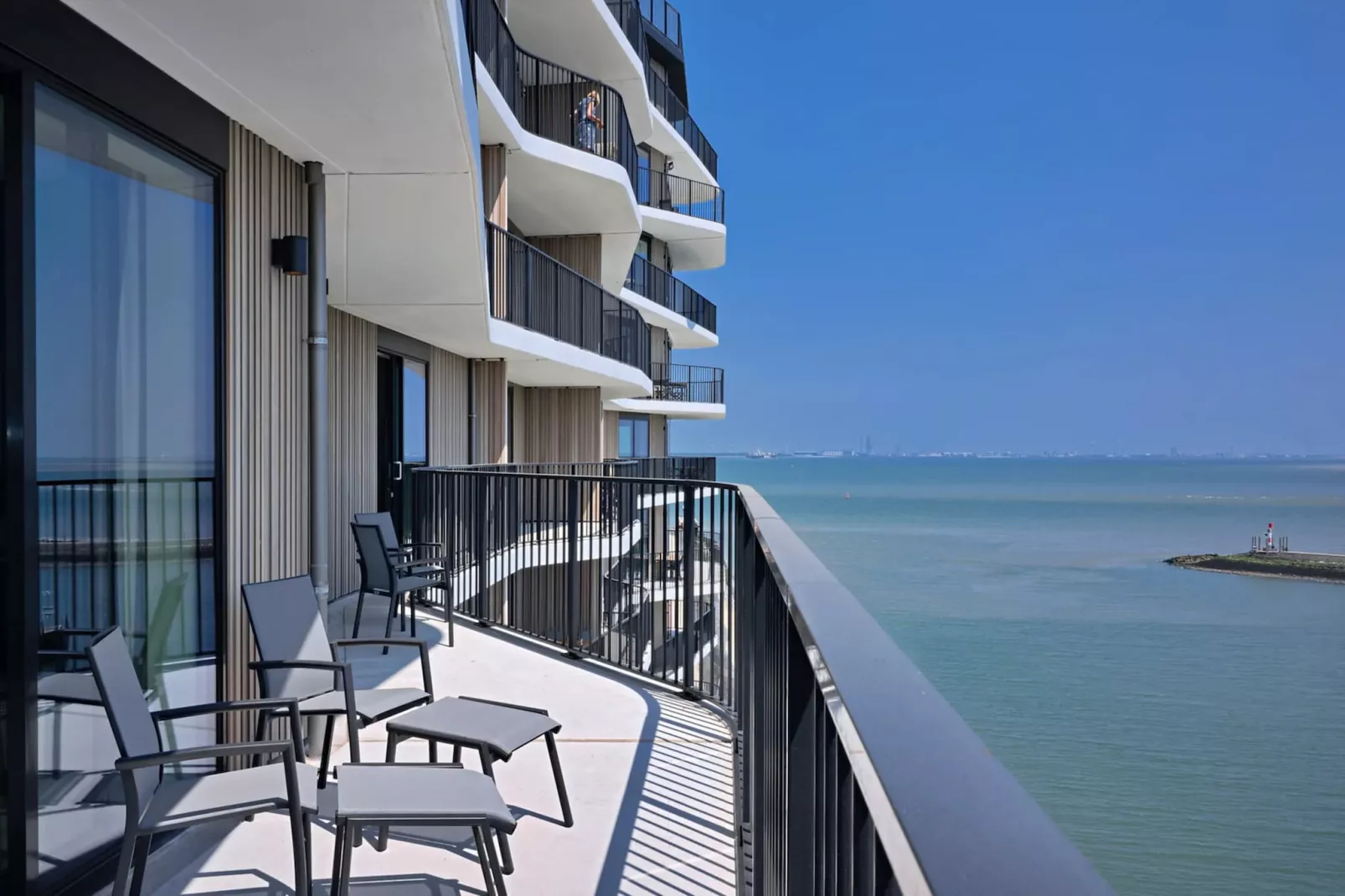 Breskens Apartments & Penthouses 14-Buitenkant zomer
