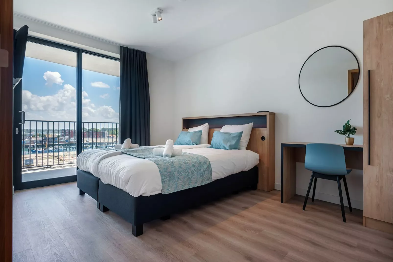 Breskens Apartments & Penthouses 1-Buitenkant zomer