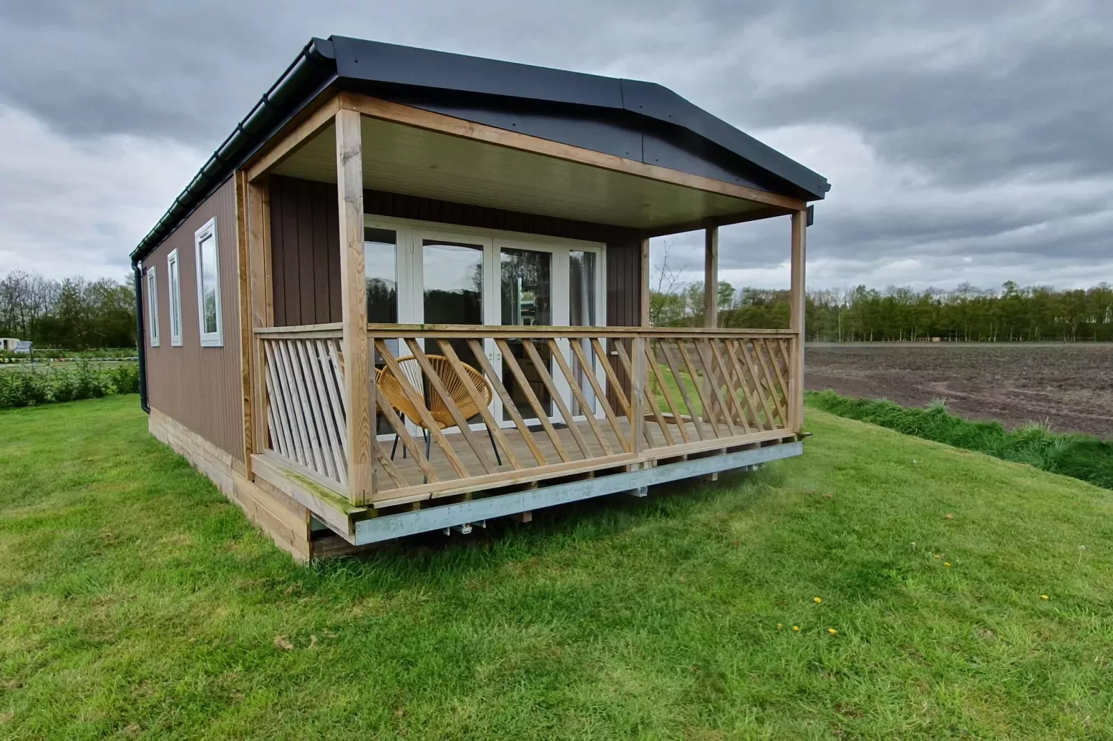 Elperhof Leberenlodge-Buitenkant zomer