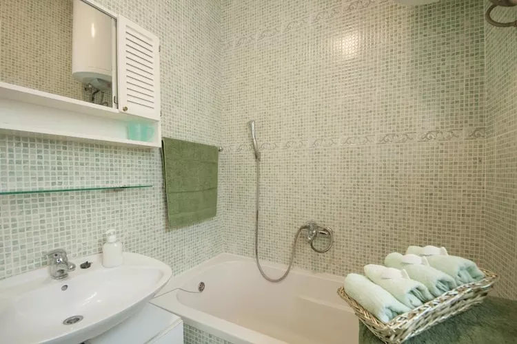 Apartments Kalajzic- One-Bedroom Apartment with Terrace (ST)-Badkamer