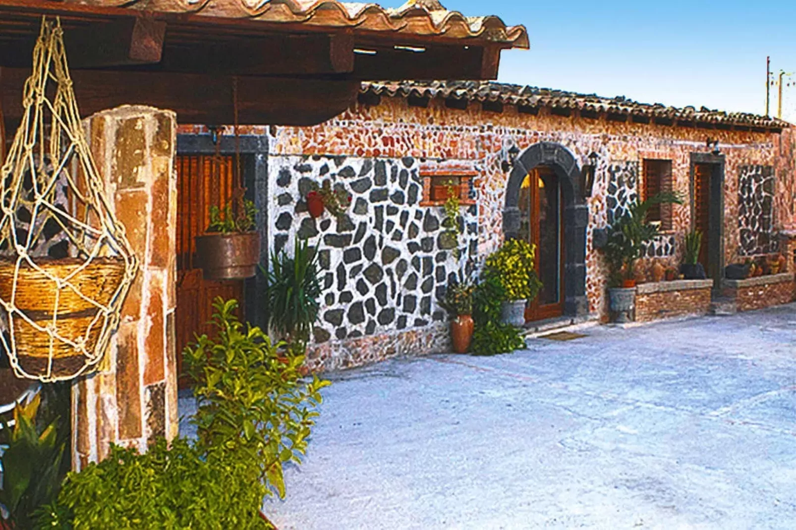 Holiday home Castiglione di Sicilia-Villa Jelú ex Villa Maria-Buitenkant zomer