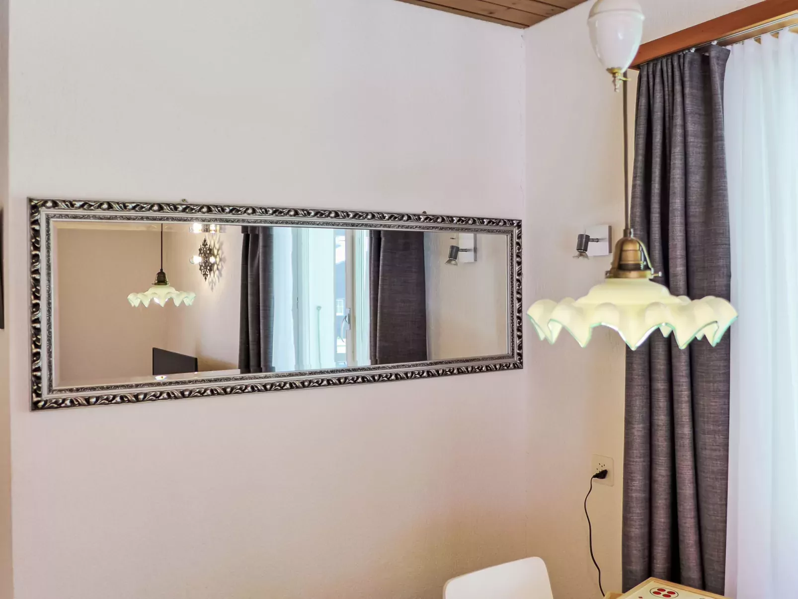 Chalet Almis-Bödeli-Binnen