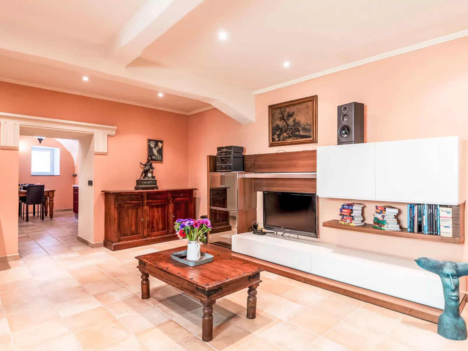 Casa Derna-Binnen
