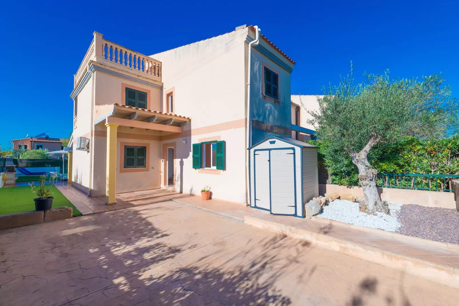 Casa Marcos-Buitenkant zomer