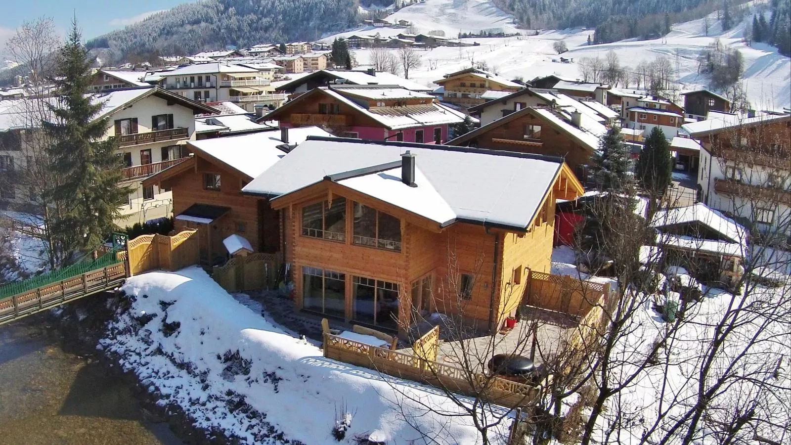 Luxury Lodge Kaprun Ost B-Exterieur winter