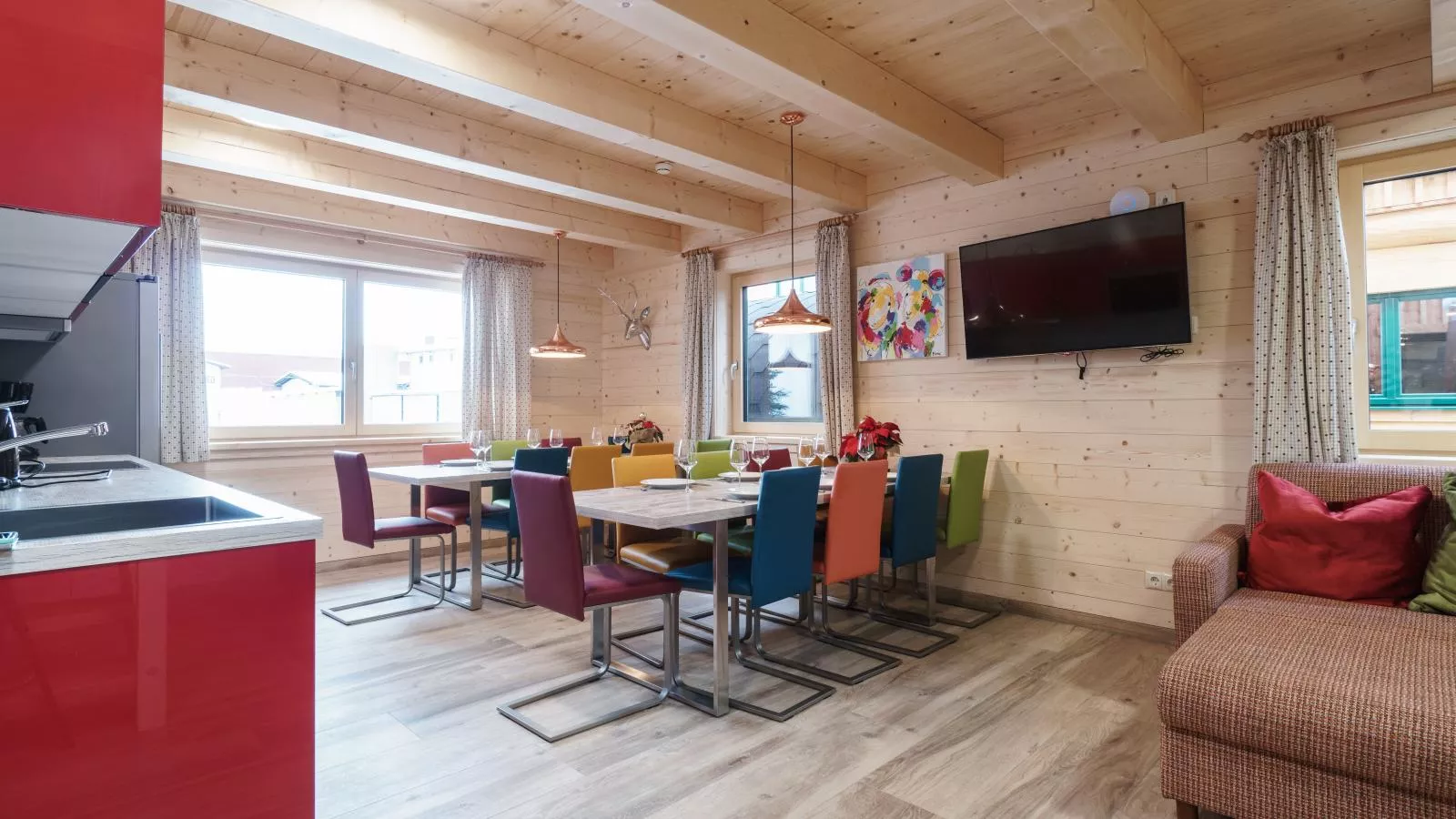 Nature Lodge Kaprun B-Eetkamer