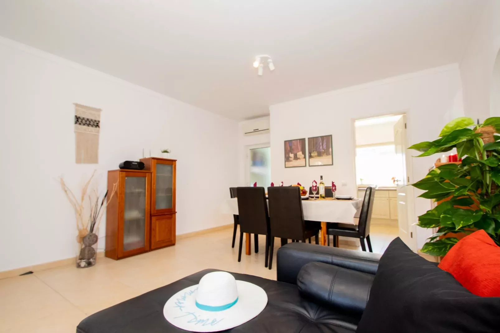 Apartment Oasis Park-Eetkamer