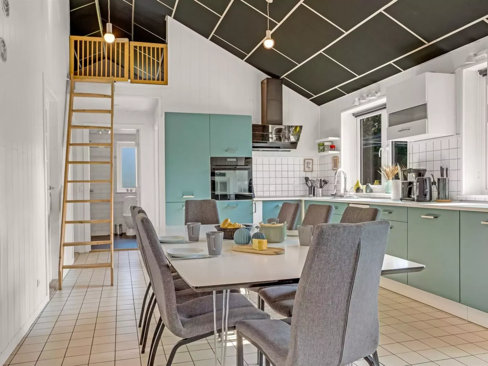 "Amdi" - 1.3km from the sea-Binnen
