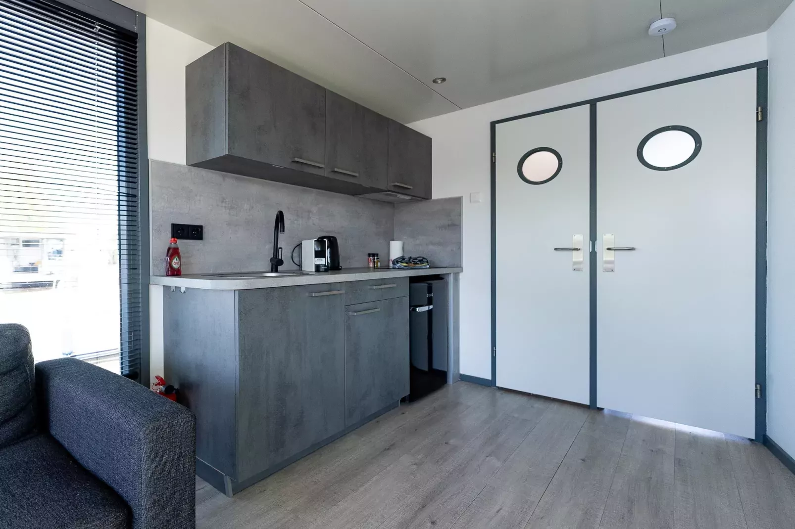Waterlodges Heeg 1-Keuken