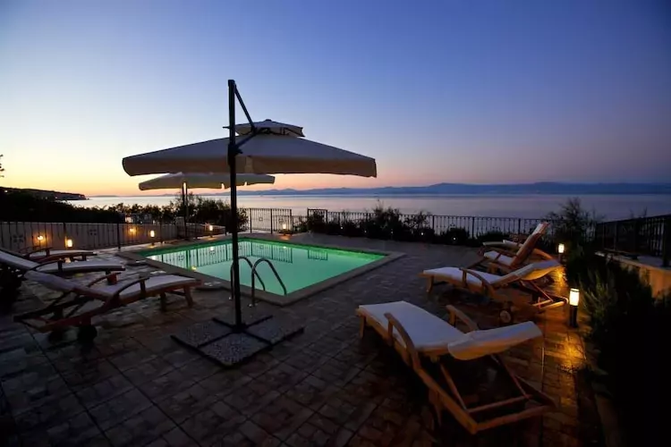 Apartments Villa Grlica - Comfort One Bedroom Apartment With Terrace and Garden View (A3)-Zwembad