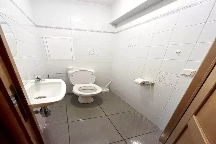 Château la Tuilerie 0701-Badkamer