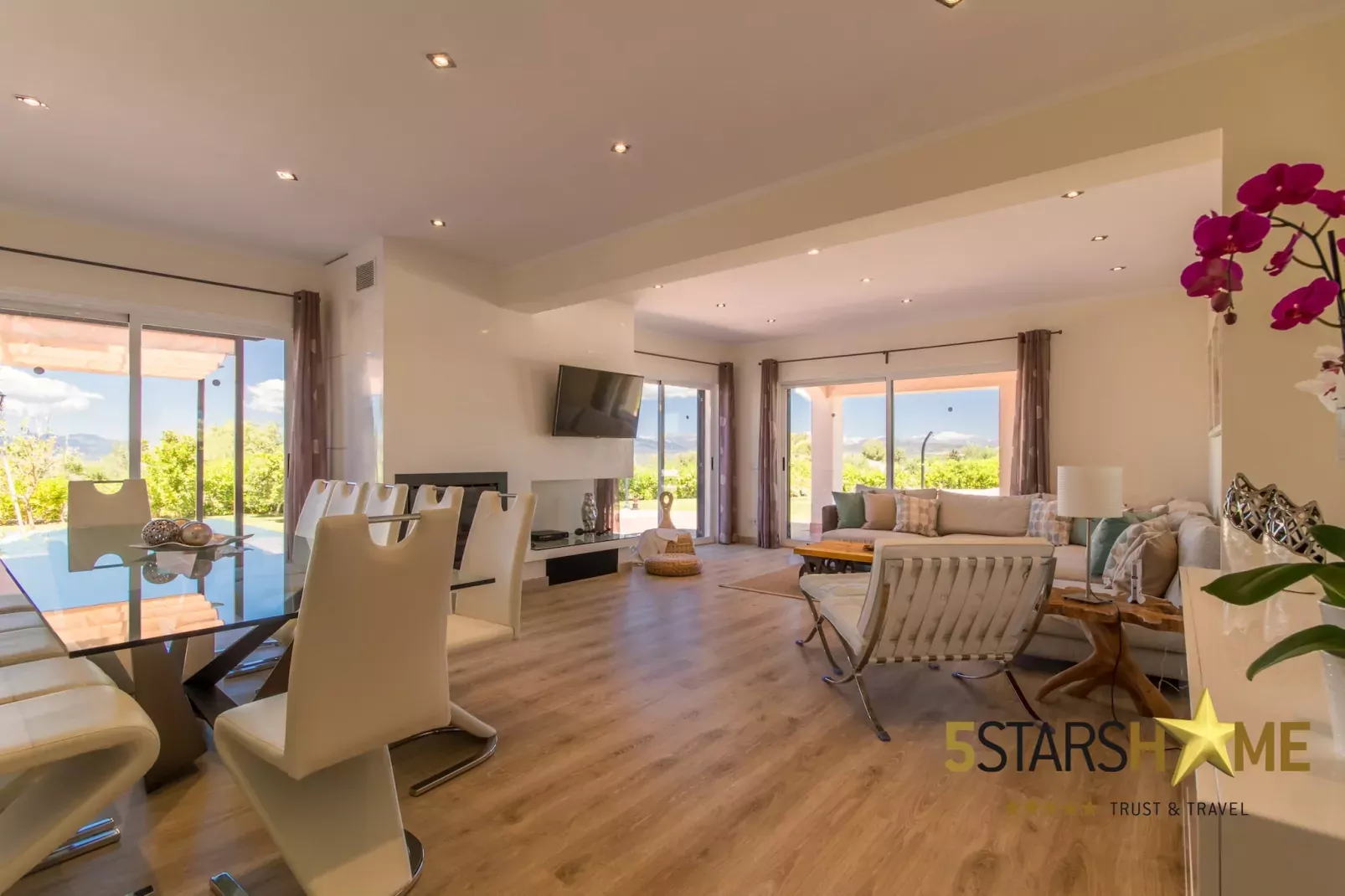La Tierra, Villa-Finca 5StarsHome Mallorca-Woonkamer
