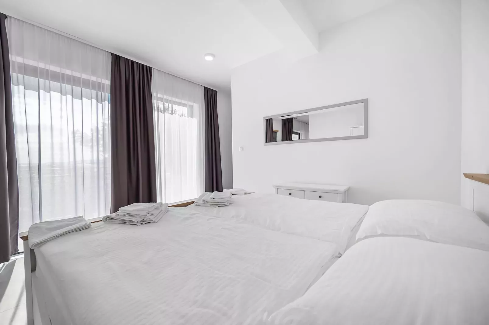 Max - Sea View, One Bedroom Apt with Terrace-Slaapkamer