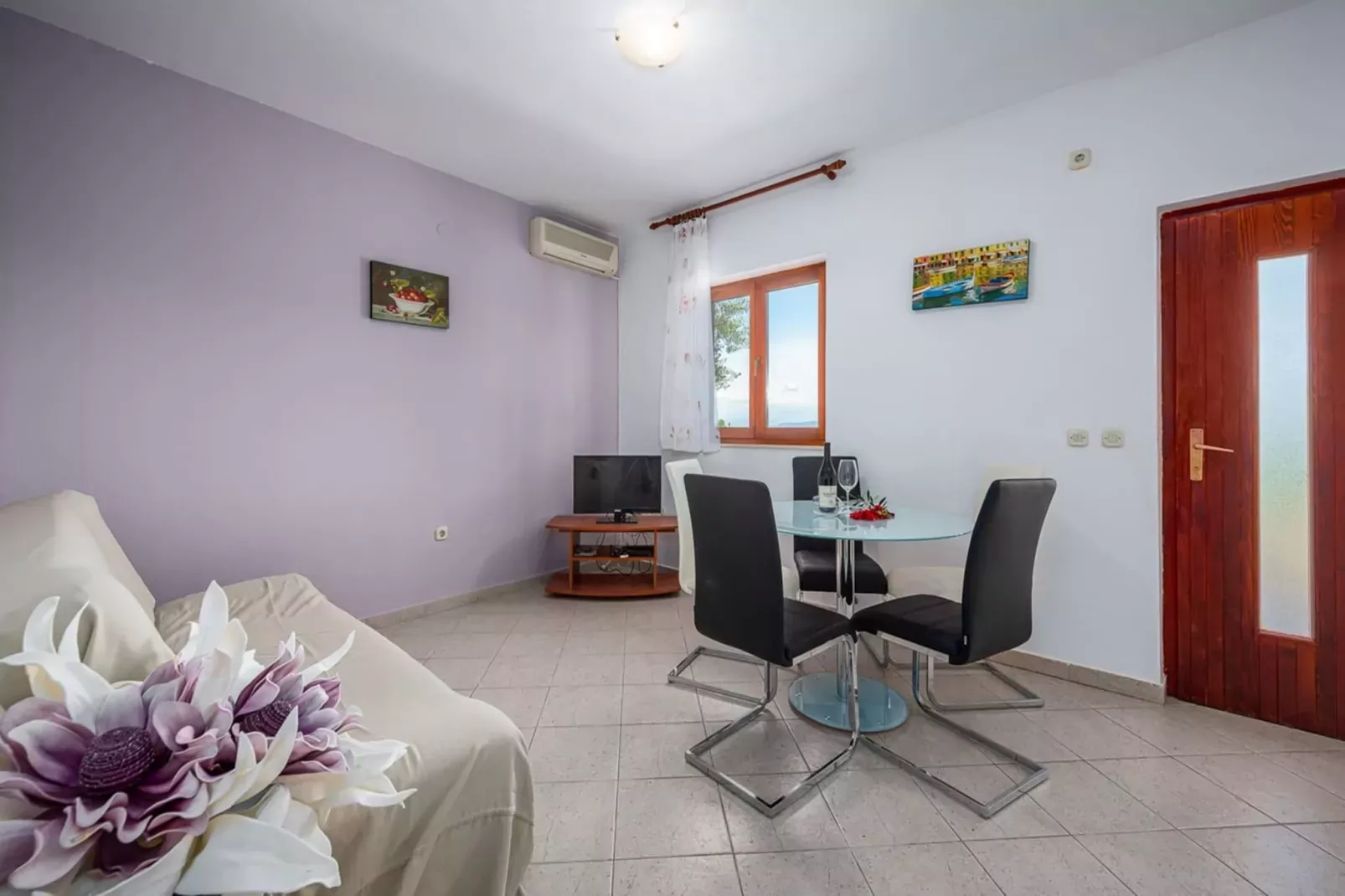 Lara 5 - Shared Pool, Sauna, Jacuzzi-Keuken