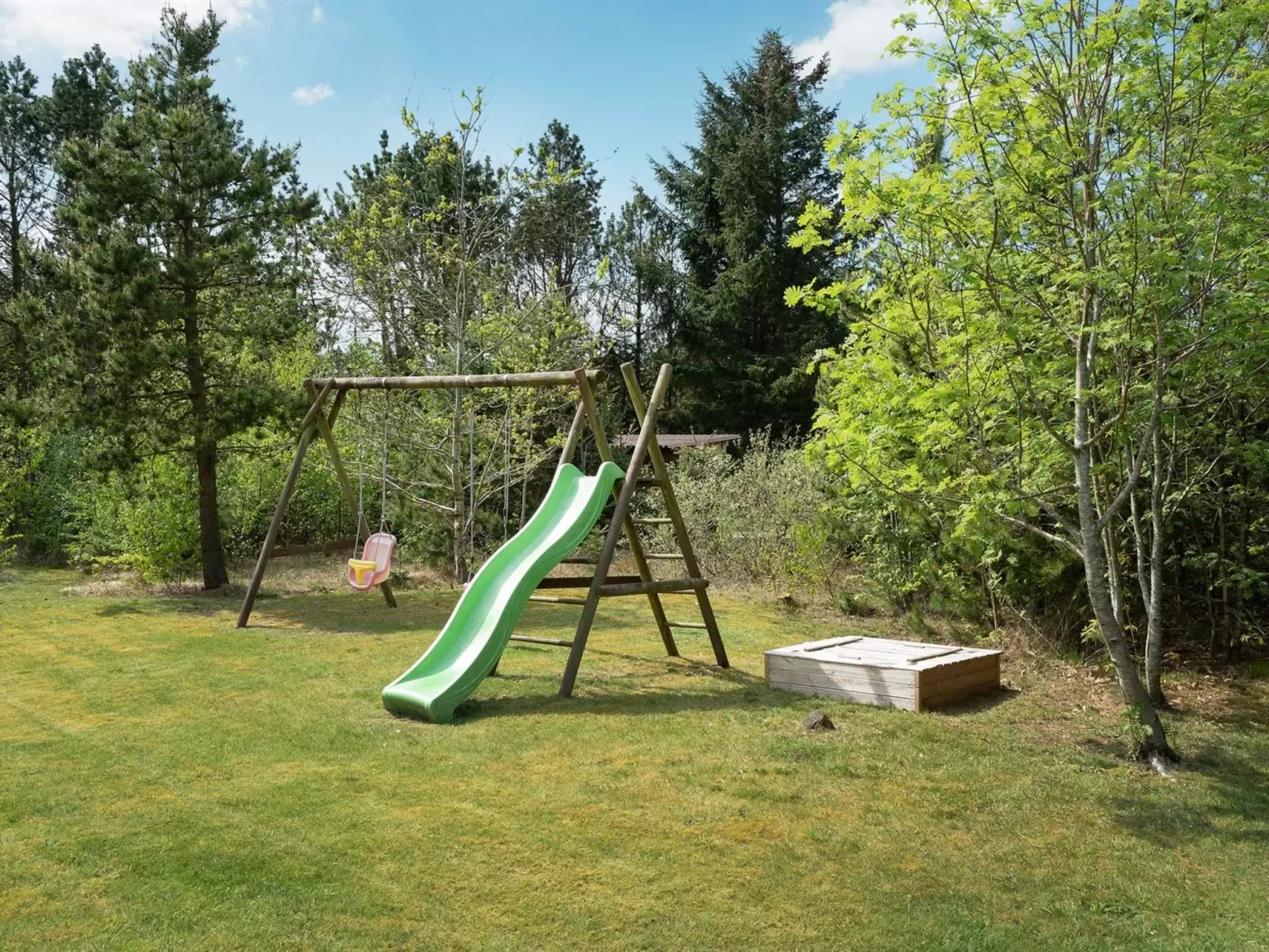 "Onni" - 2.3km from the sea-Buiten