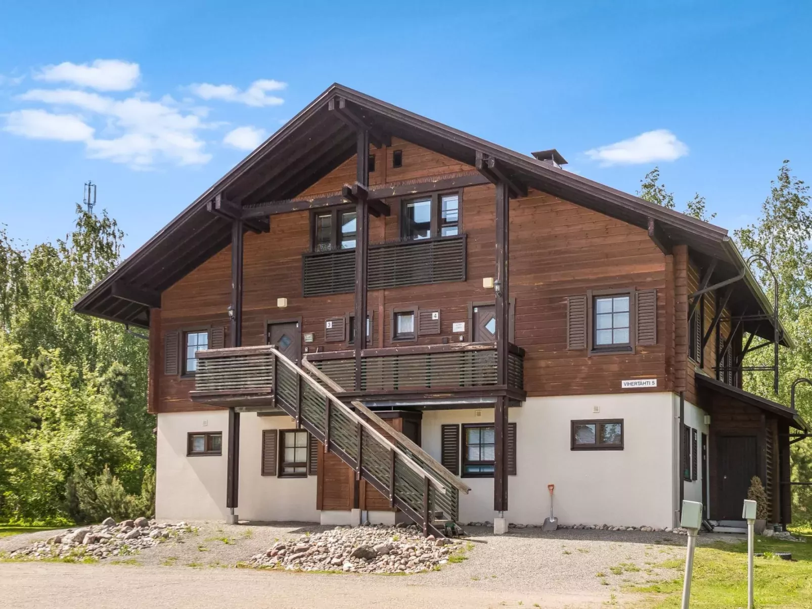 Alppitalo vihertähti 5 apt 2-Buiten