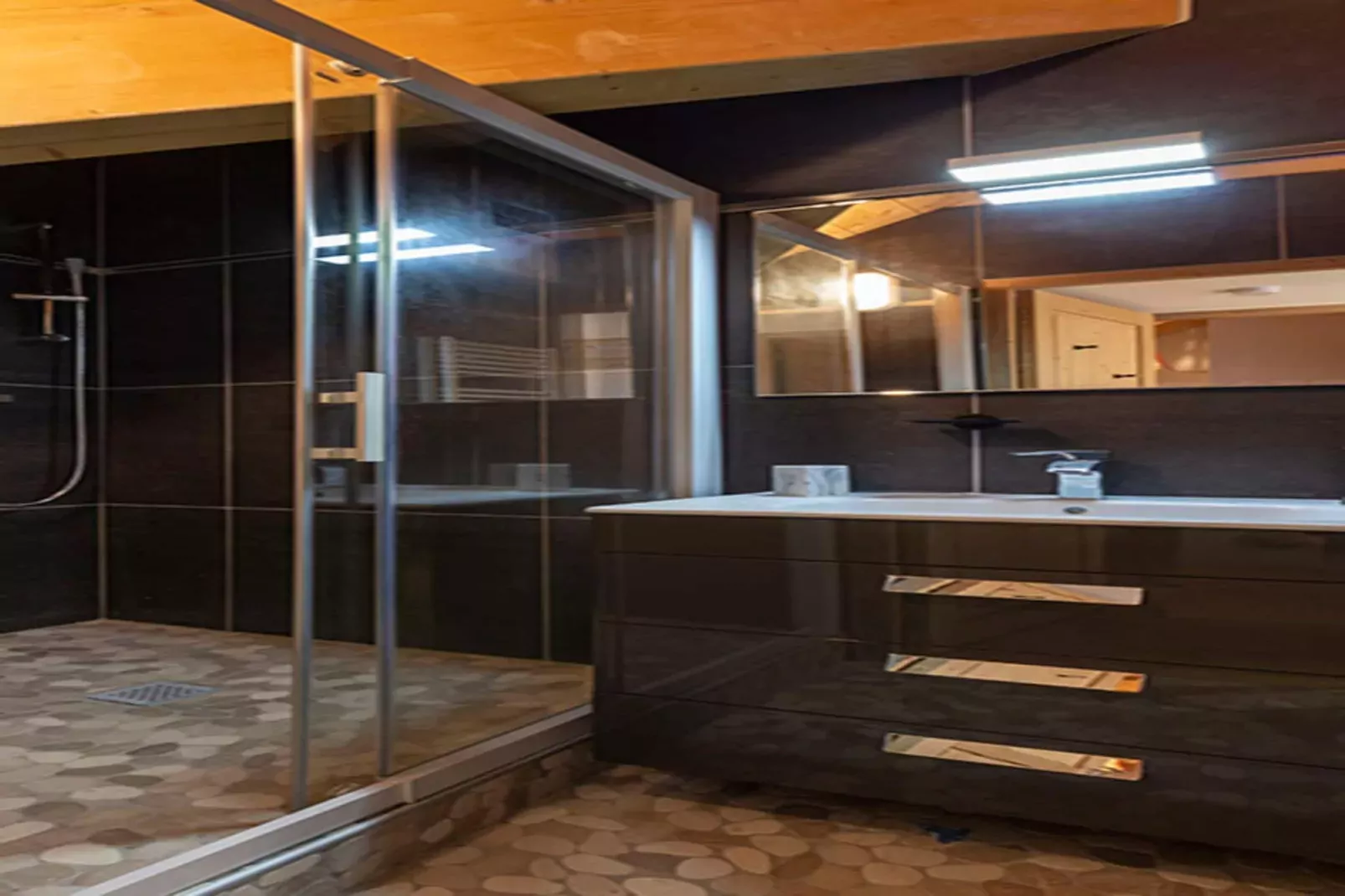 VAUJANY Les Améthystes -A38P-Badkamer