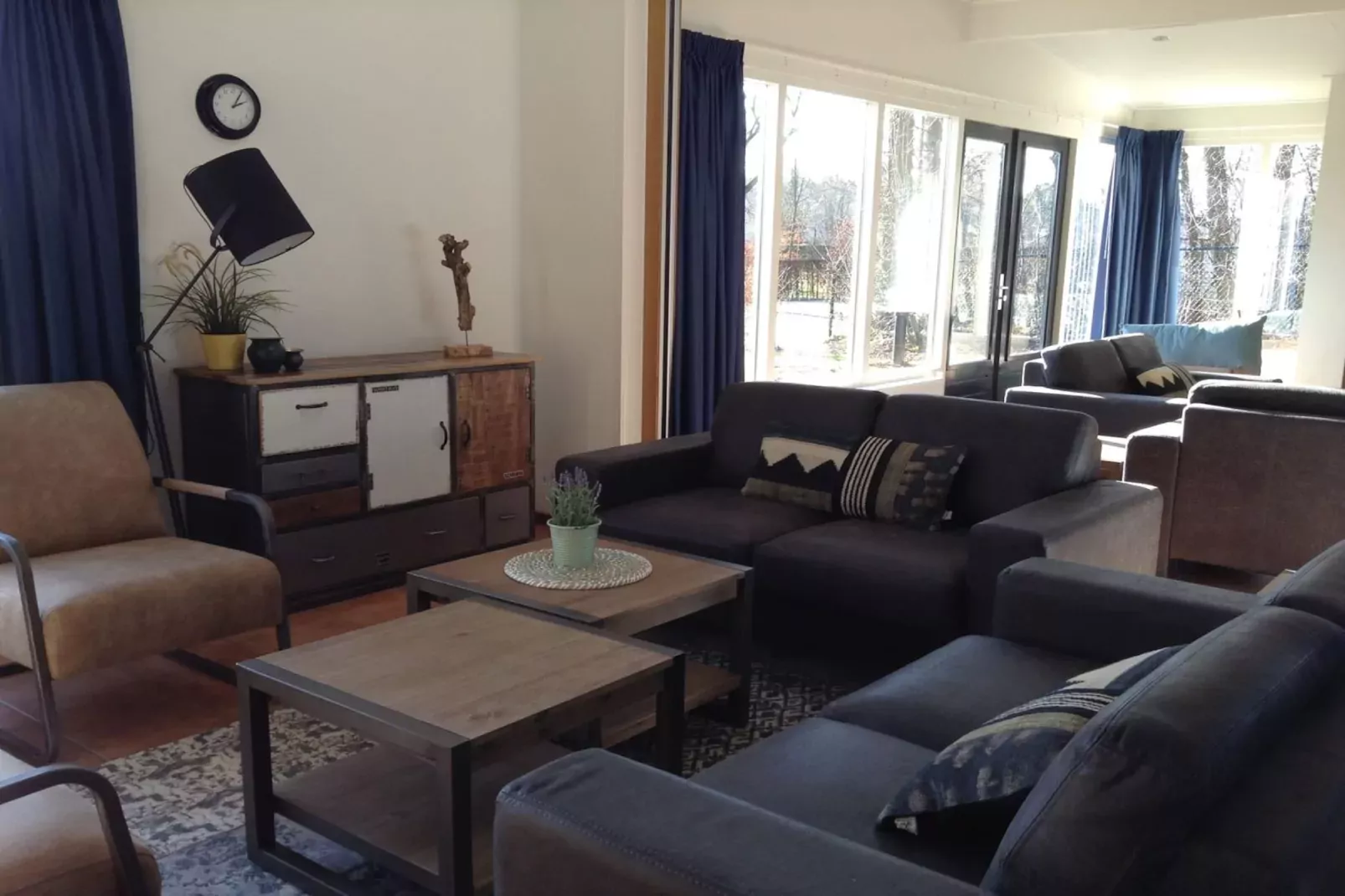 Bungalow | 12 people-Woonkamer