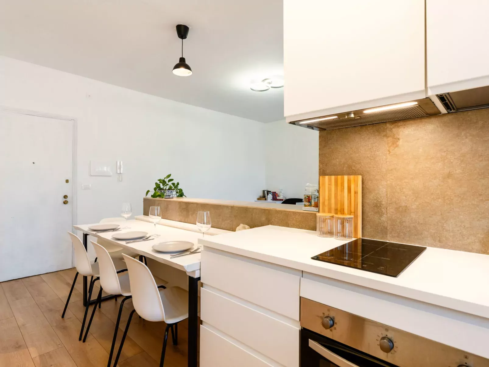 Seaview, Modern Apartment-Binnen