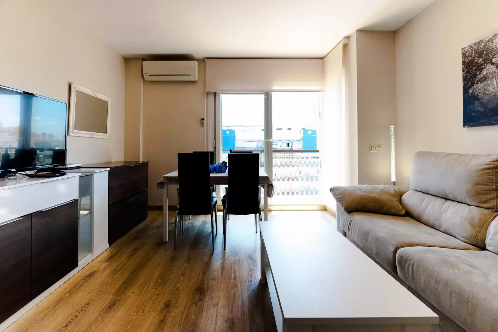 1235 BLAUMARINA con piscina-Woonkamer