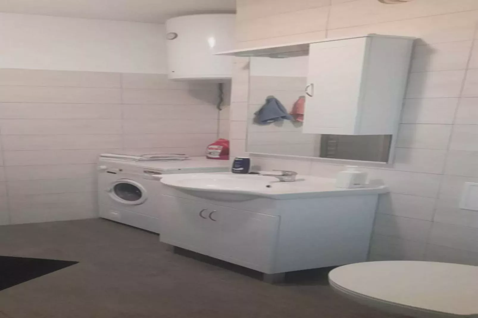 Apartment Sibenik - two bedroom apartment-Badkamer
