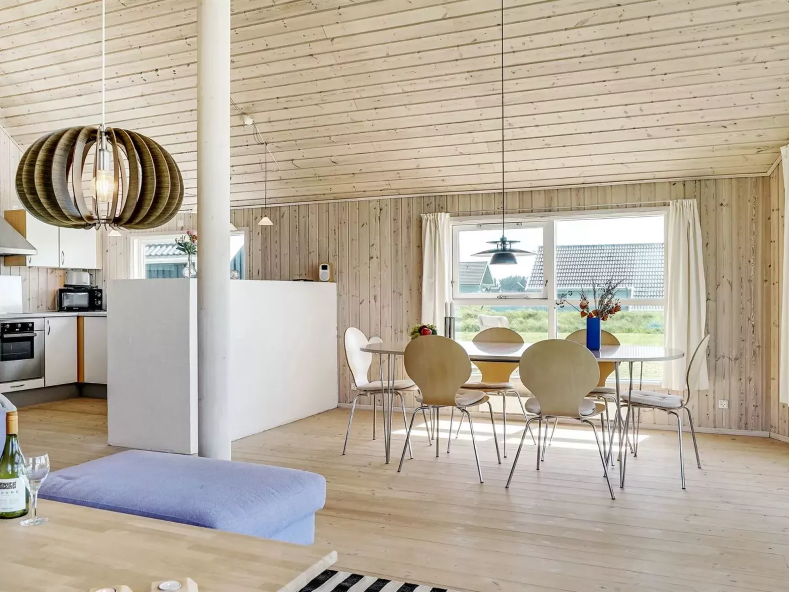 "Tilje" - 80m from the sea-Binnen