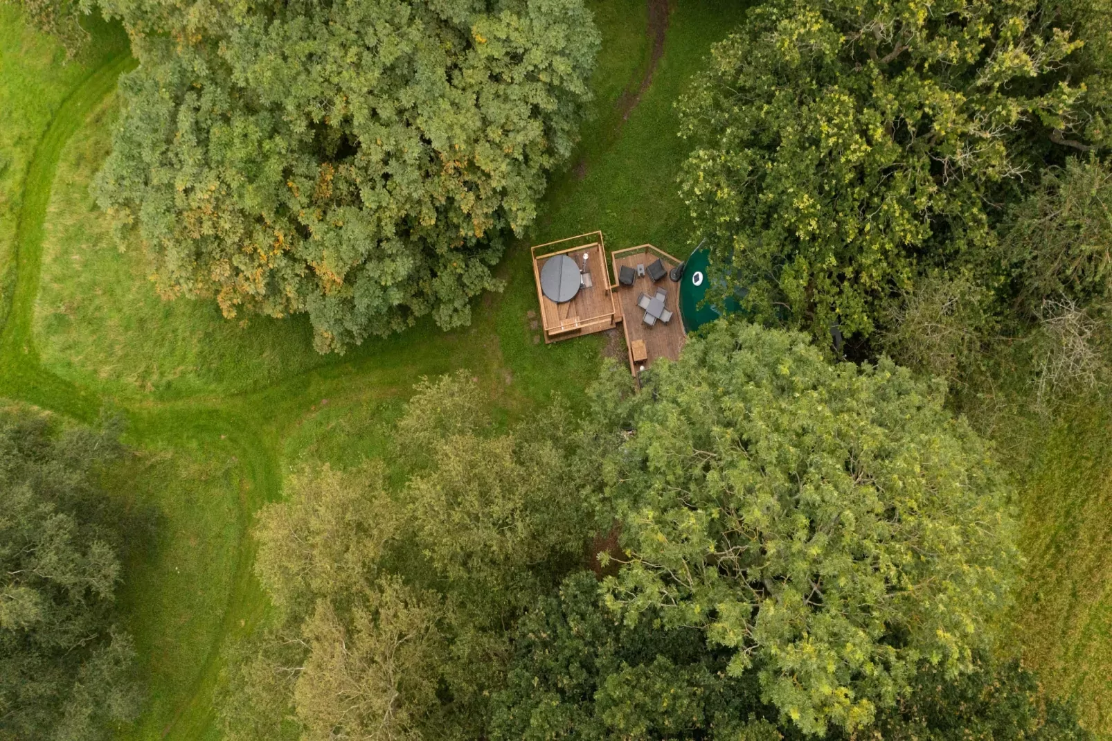 Chartwell Luxury Dome-Buitenlucht