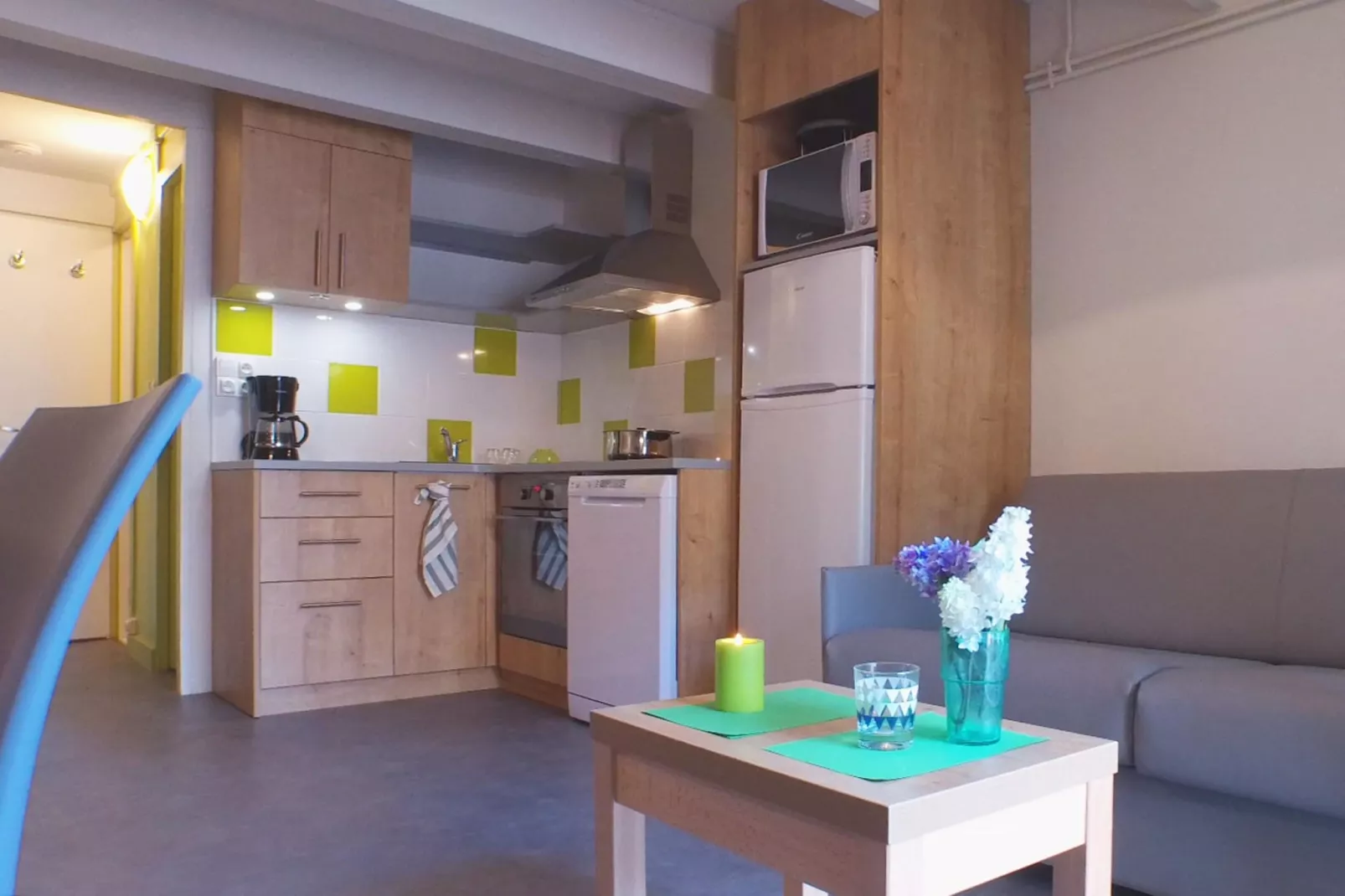 Amboise/Gîte 2 Pièces 5 Personnes 1 bébé-Woonkamer