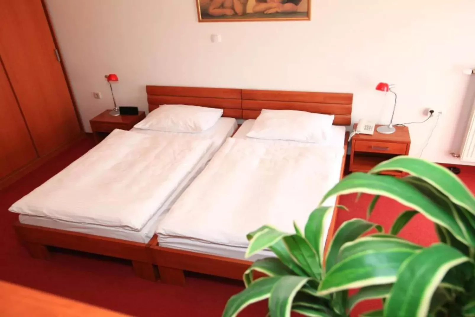 Hotel Orion - Triple Room with Terrace-Slaapkamer