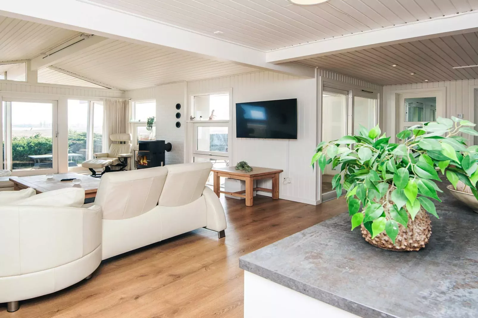 Luxe kust toevluchtsoord -- By Traum Ferienwohnungen-Binnen