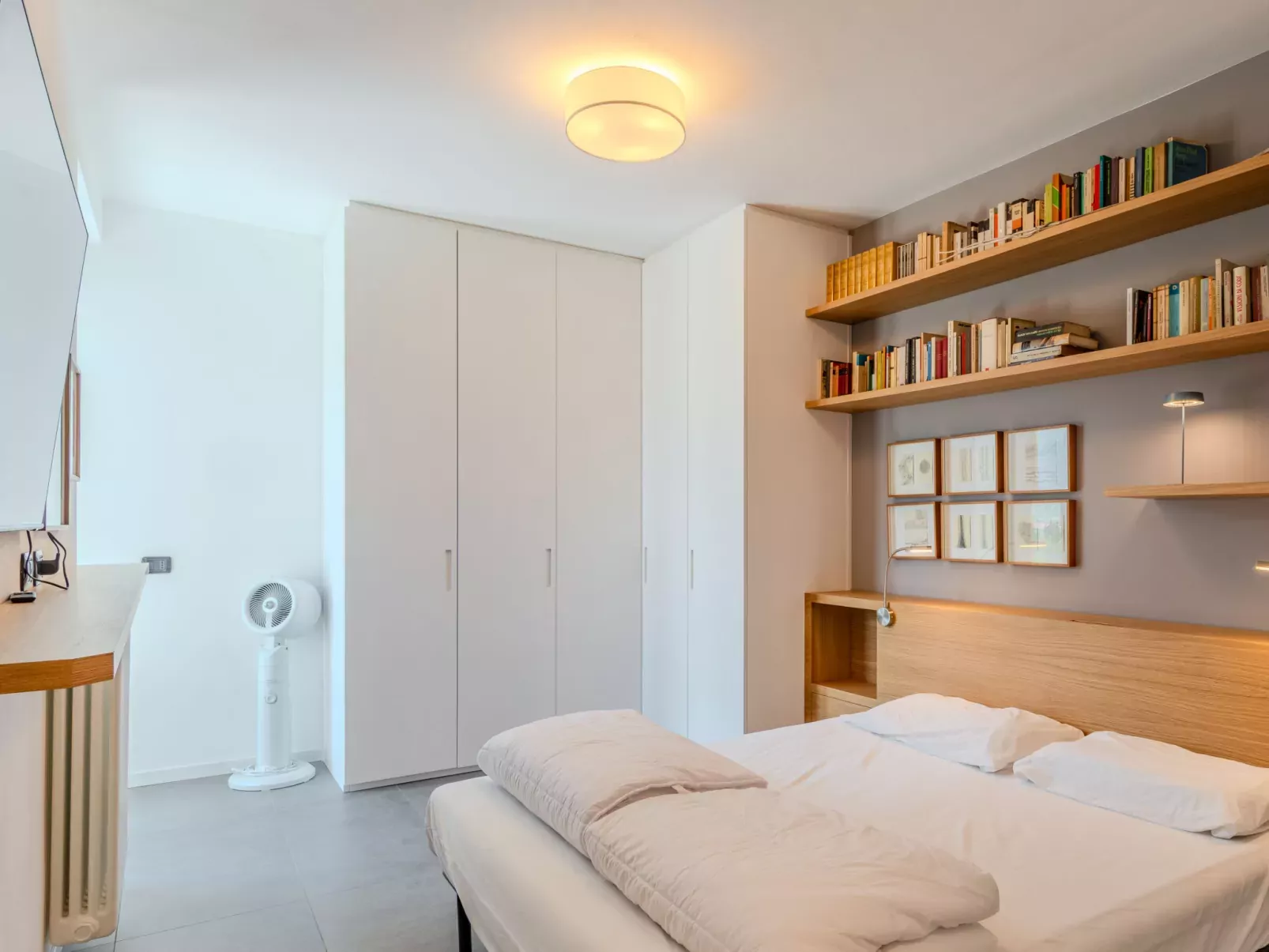 Flat 1-Binnen
